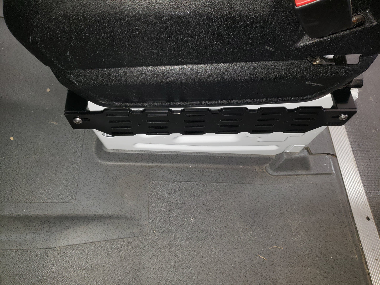 FRONT MULTI MOUNT PANEL (1995-2023 MERCEDES BENZ SPRINTER VAN) MMP - Desert Does It