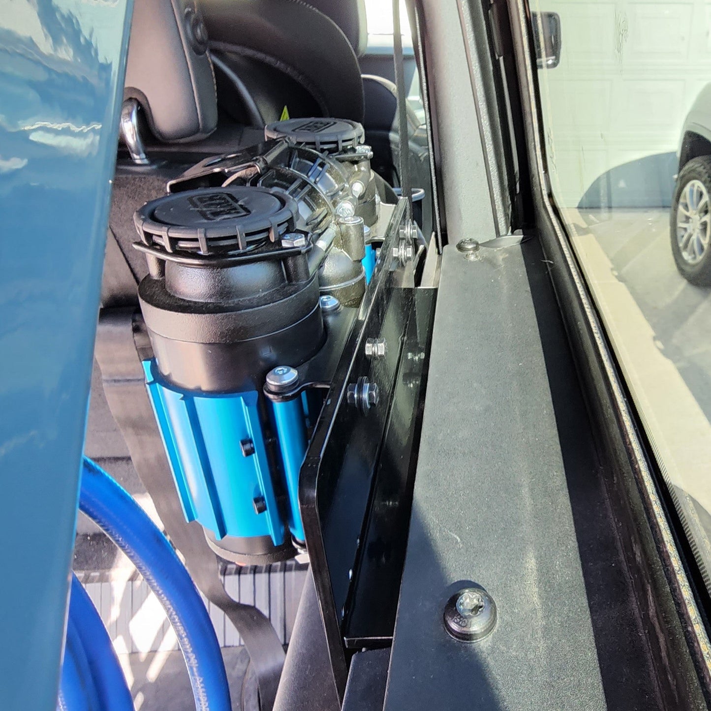 CARGO COMPRESSOR MOUNT (2021-2023 FORD BRONCO) - Desert Does It