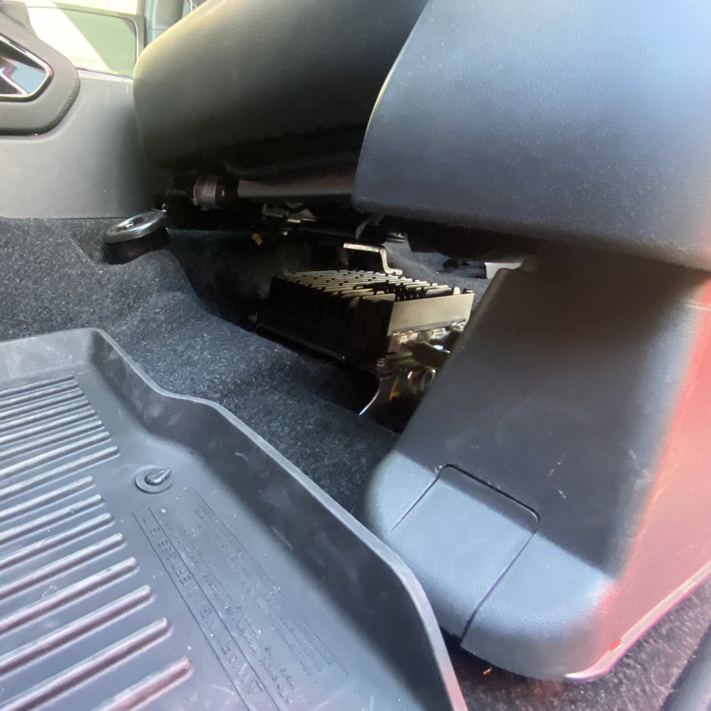 FRONT SEAT JACKERS® (2022+NISSAN FRONTIER) - Desert Does It