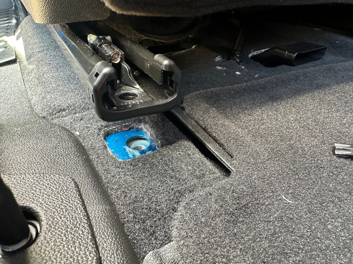 ADJUSTABLE REAR SEAT JACKERS® (2023 - 2025 CHEVY COLORADO / GMC CANYON)