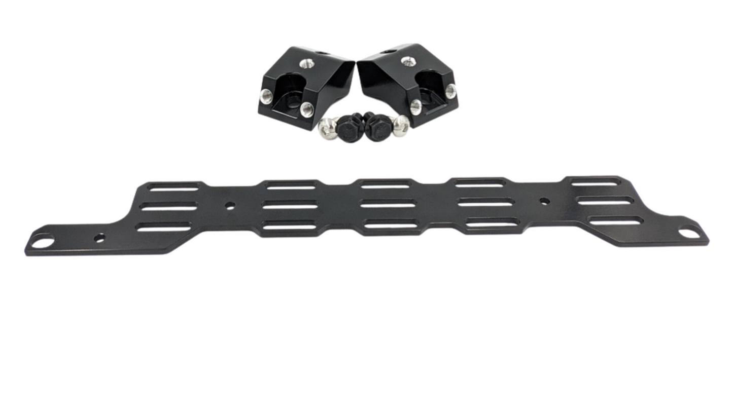 FRONT SEAT JACKERS 1998 2007 TOYOTA LAND CRUISER 100 Get comfortable and get organized with Desert Does It.