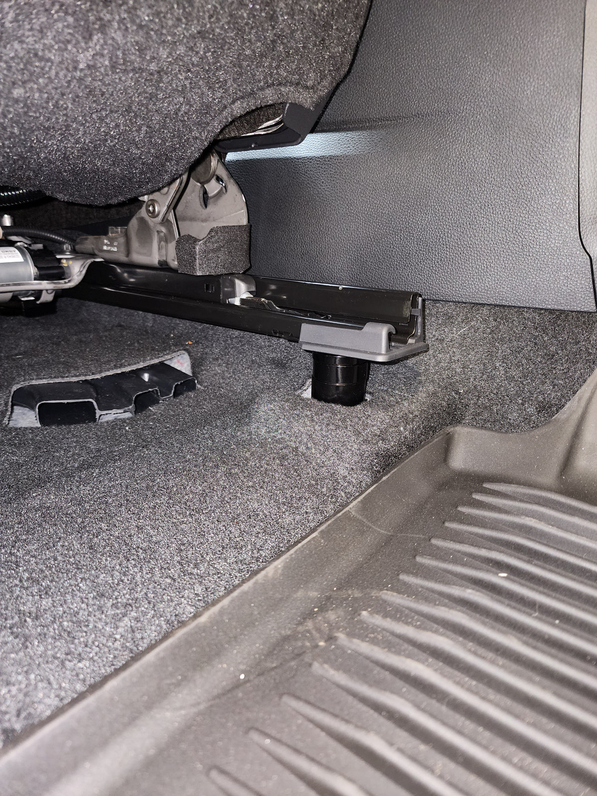 MAZDA ADJUSTABLE REAR SEAT JACKERS® (CX-5, CX-9, CX-30+)