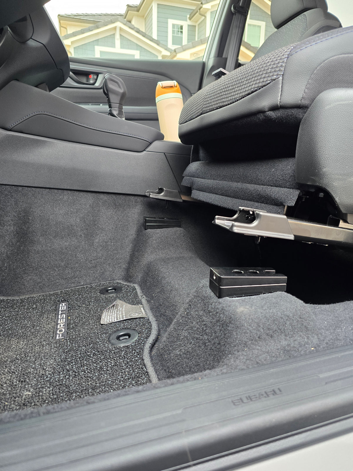 SUBARU FRONT SEAT JACKERS® (CROSSTREK, IMPREZA, AND FORESTER+)