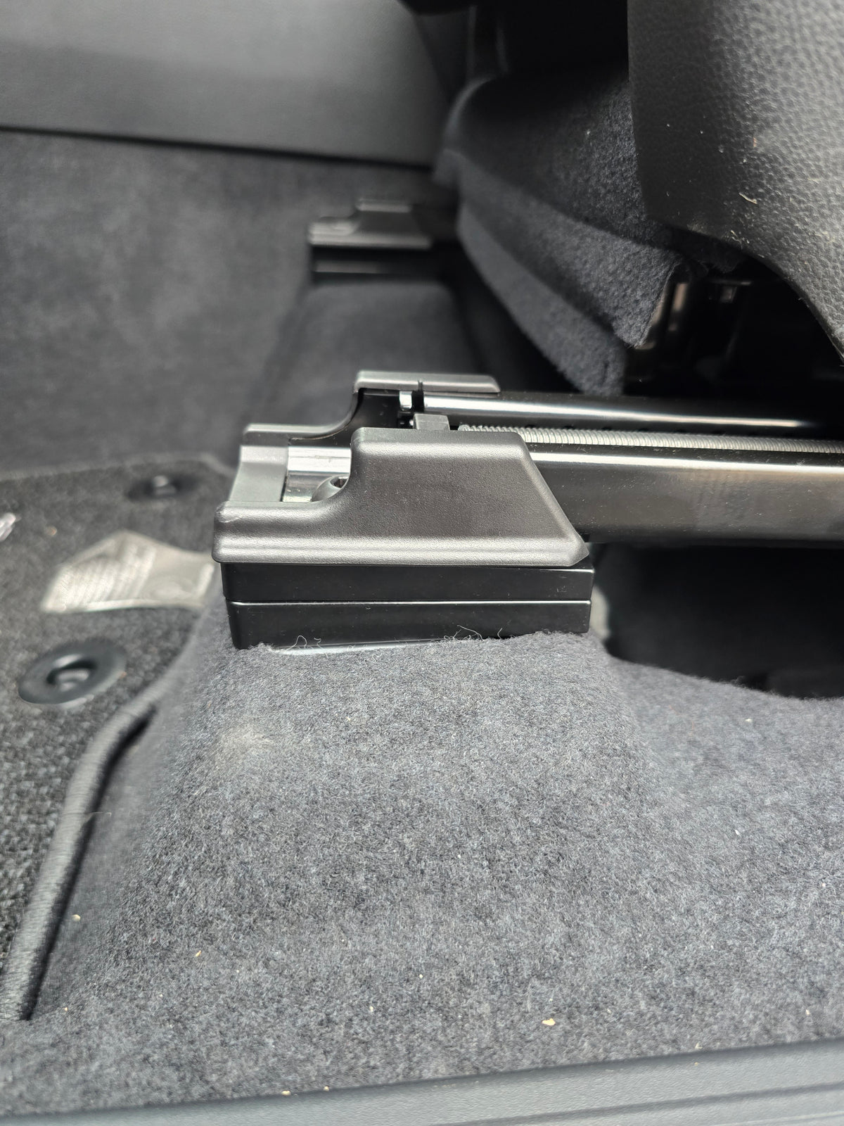 SUBARU FRONT SEAT JACKERS® (CROSSTREK, IMPREZA, AND FORESTER+)