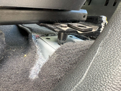 FRONT SEAT JACKERS (2015-2022 CHEVY COLORADO)