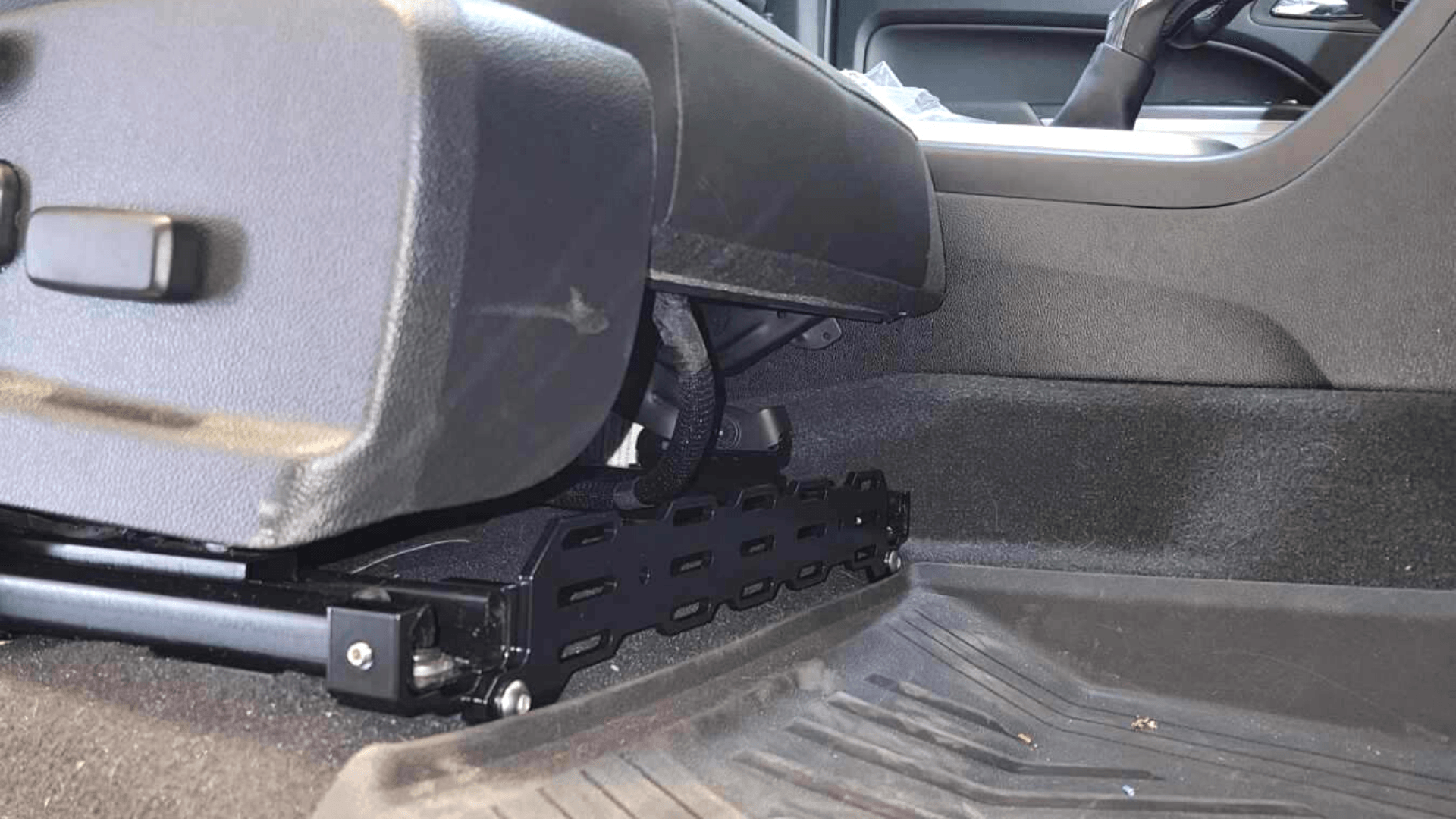 MULTI MOUNT PANEL FOR GM 1500. GET ORGANIZED WITH DESERT DOES IT